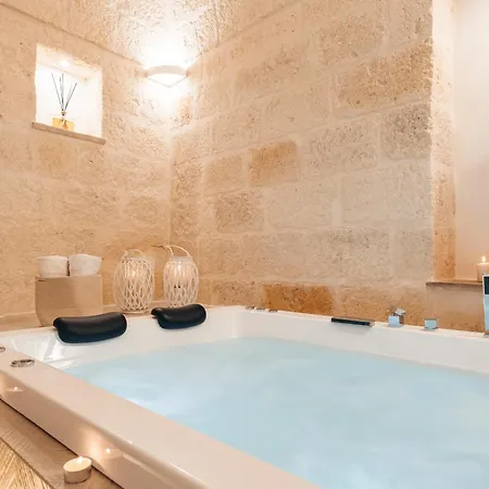 Roal - Apulian Luxury House - Jacuzzi & Holiday home *