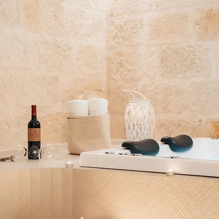 Semesterbostad Roal - Apulian Luxury House - Jacuzzi & *