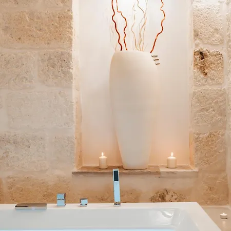 Roal - Apulian Luxury House - Jacuzzi & Semesterbostad