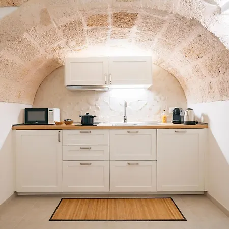 Semesterbostad Roal - Apulian Luxury House - Jacuzzi &